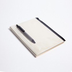 Libreta Yeda con pasta de bolsillo transparente