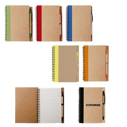 Libreta de papel reciclado con bolígrafo