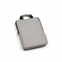Bolso para laptop hecho de poliester con asa y correa