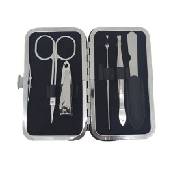 Set de manicura con 5 accesorio y estuche de curpiel